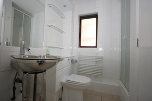 Photo6- click for photo gallery
